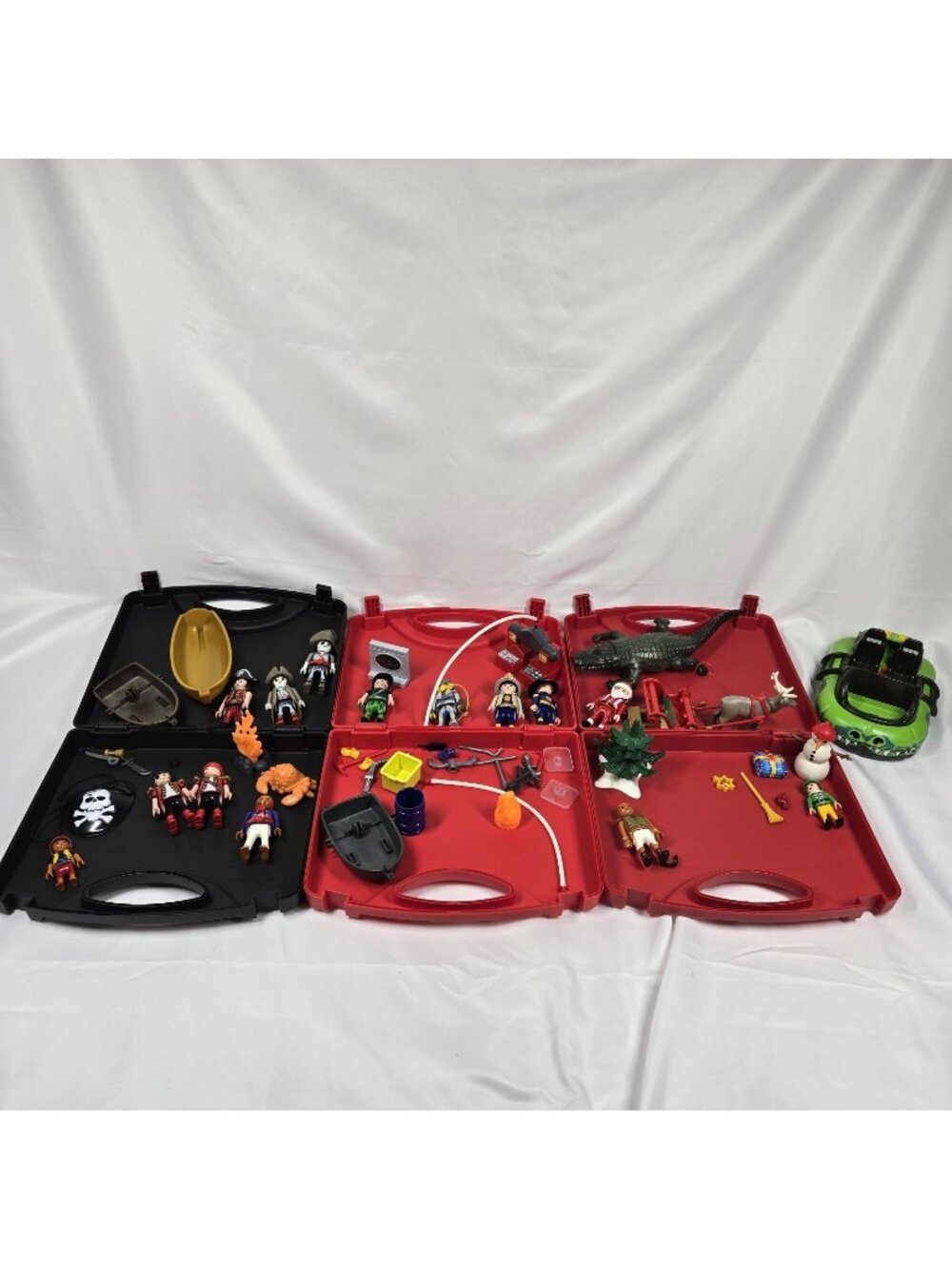 Playmobil Lot Carry Case, Pirates, Christmas, First Responder Alligator, Raft